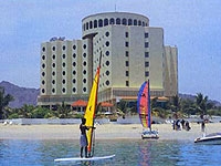 Отели в ОАЭ Отель  Oceanic Hotel Khorfakkan Beach